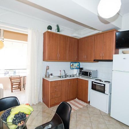 A Beautifull 2Nd Floor Apartment Close To The Port Каламата Екстер'єр фото